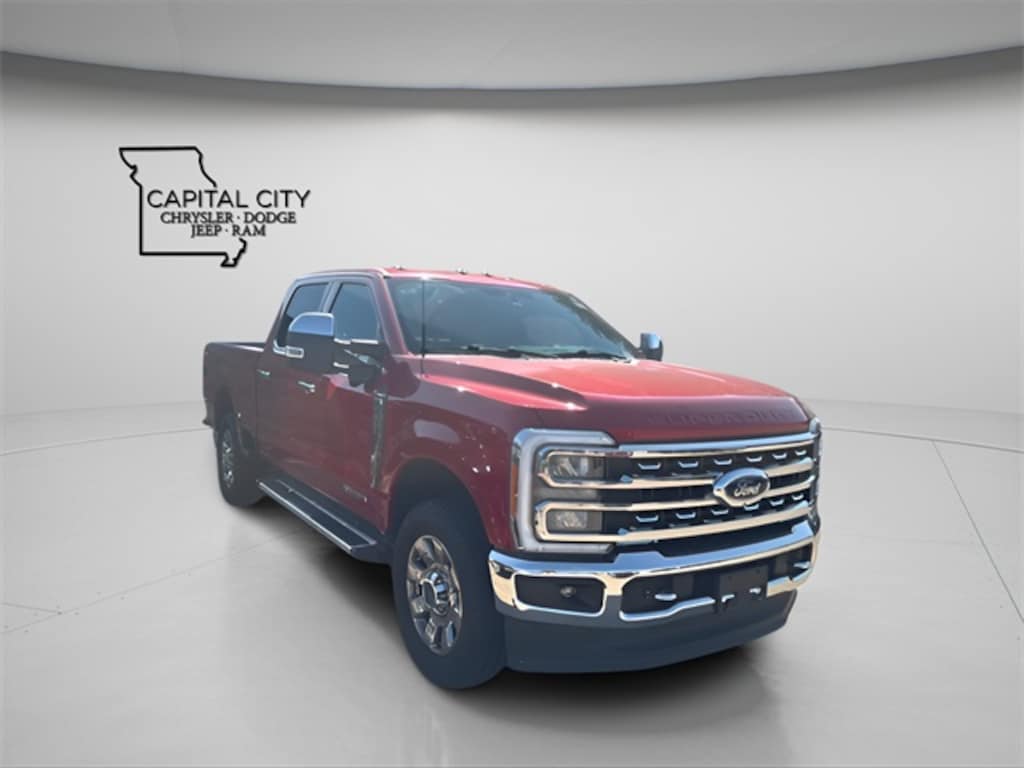 Used 2023 Ford F-250SD Lariat Truck