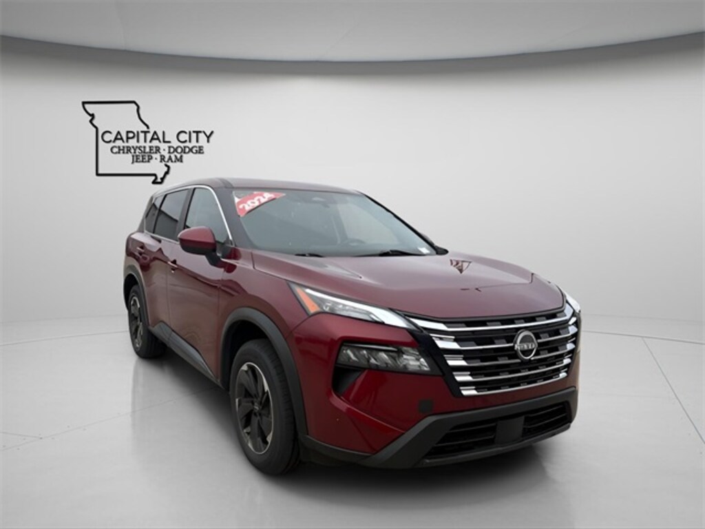 Used 2024 Nissan Rogue SV SUV