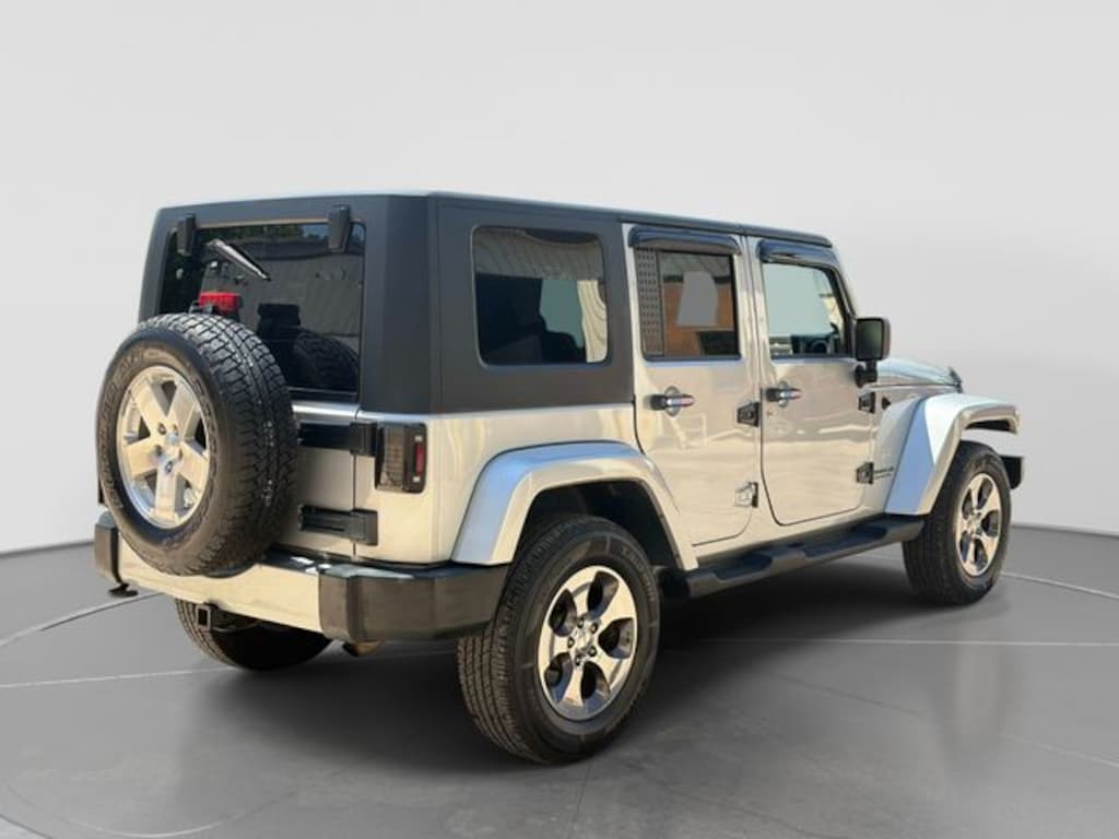 Used 2009 Jeep Wrangler Unlimited Sahara SUV