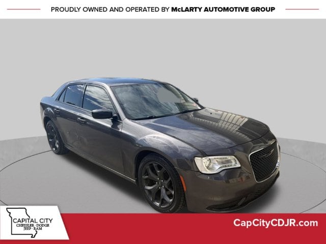 2020 Chrysler 300 Touring