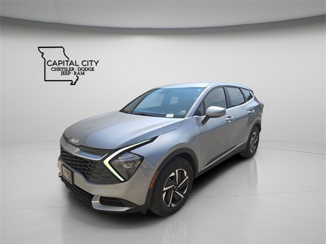 2023 Kia Sportage Hybrid LX photo 3