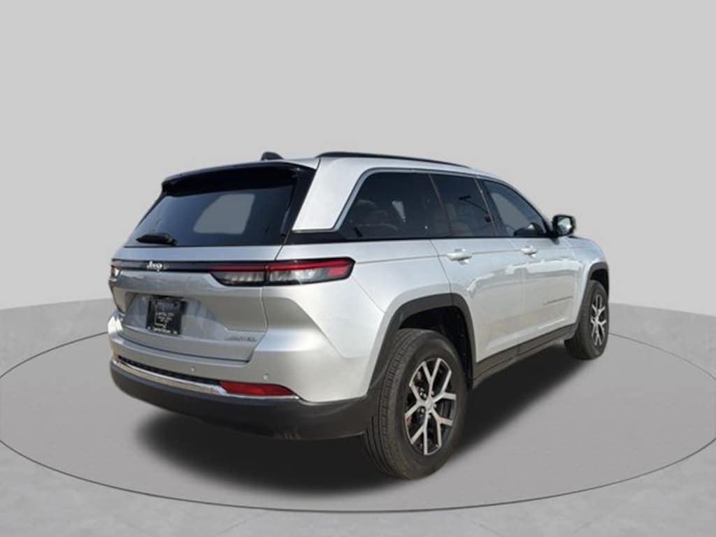 Used 2025 Jeep Grand Cherokee Limited SUV