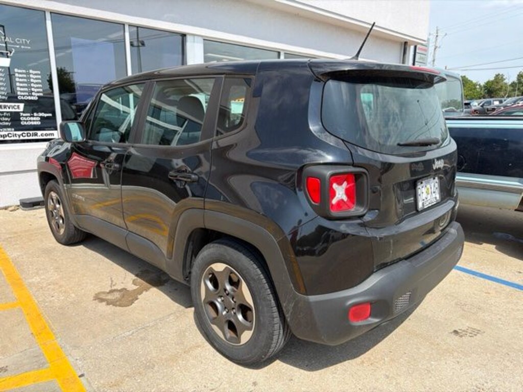 Used 2016 Jeep Renegade Sport SUV