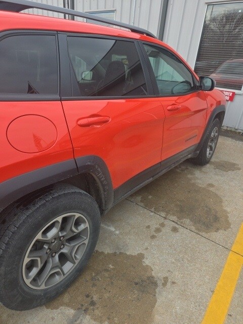 2021 Jeep Cherokee Trailhawk photo 4