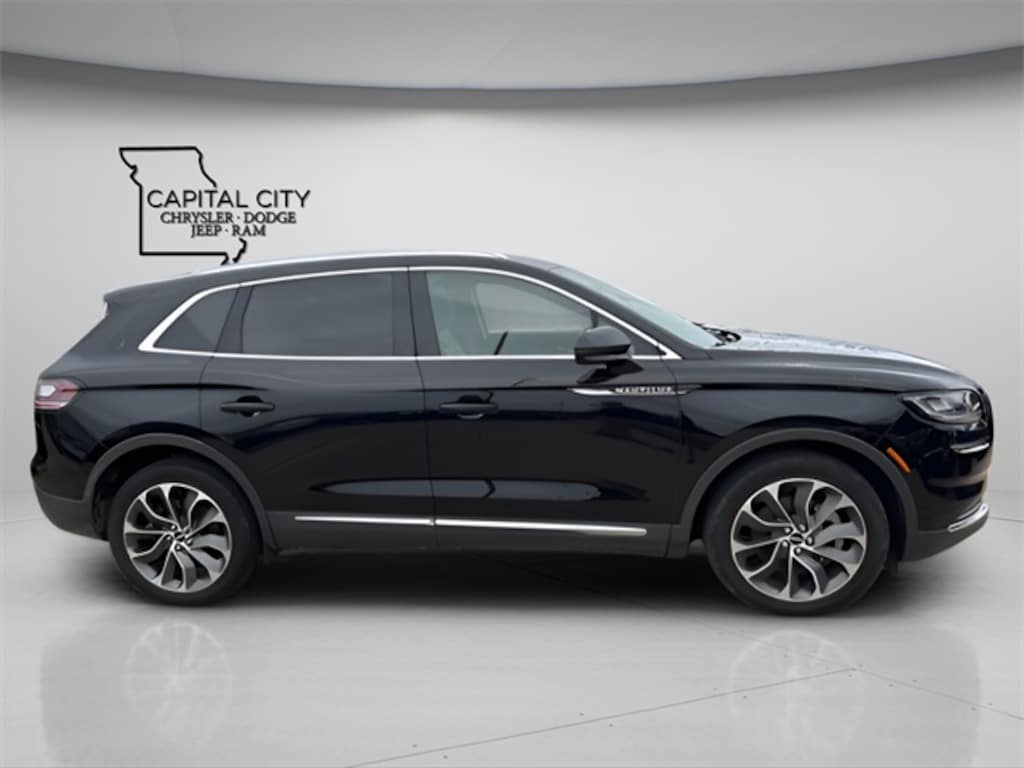 Used 2022 Lincoln Nautilus Reserve SUV