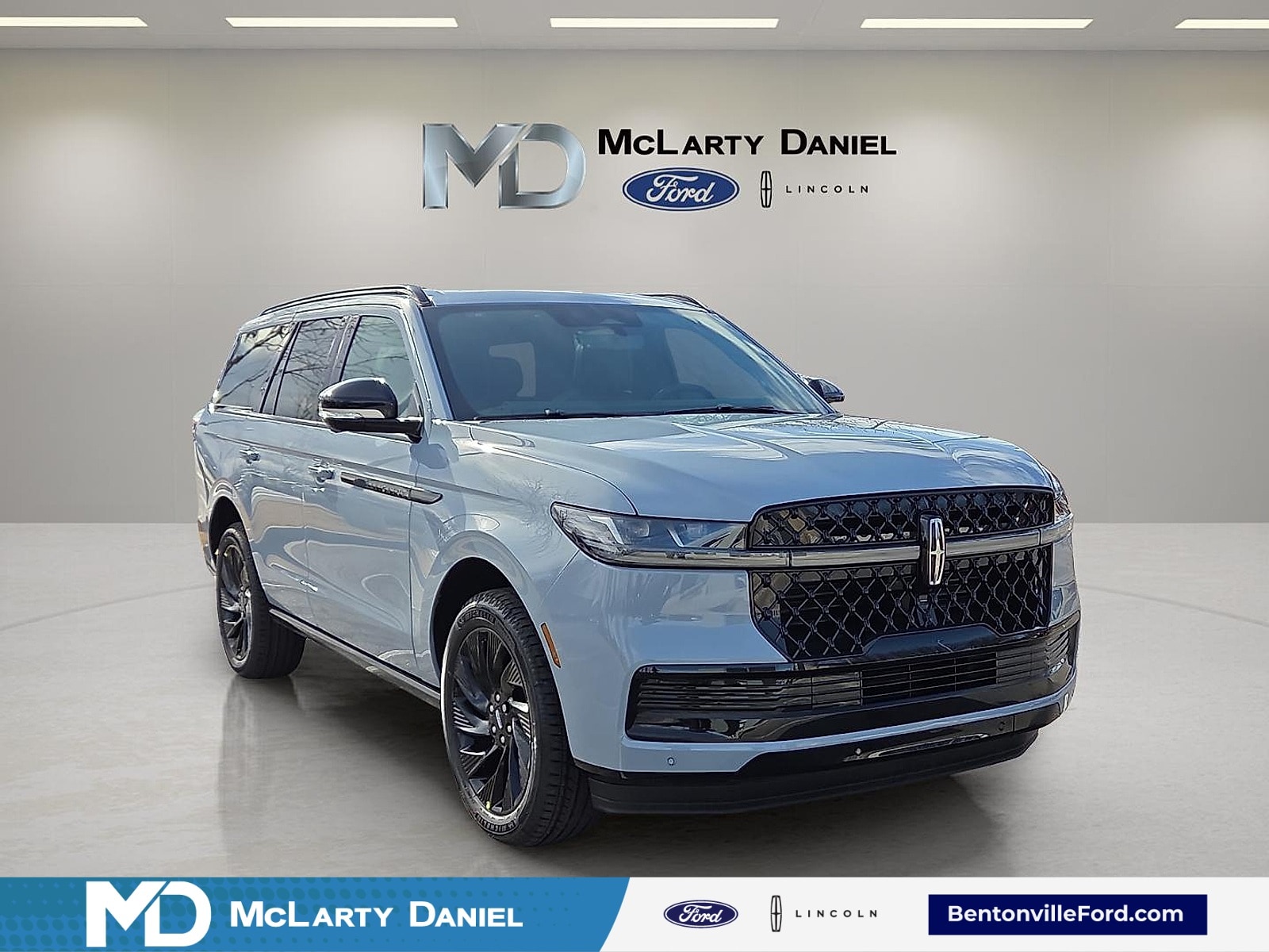 2025 Lincoln Navigator Reserve's photo