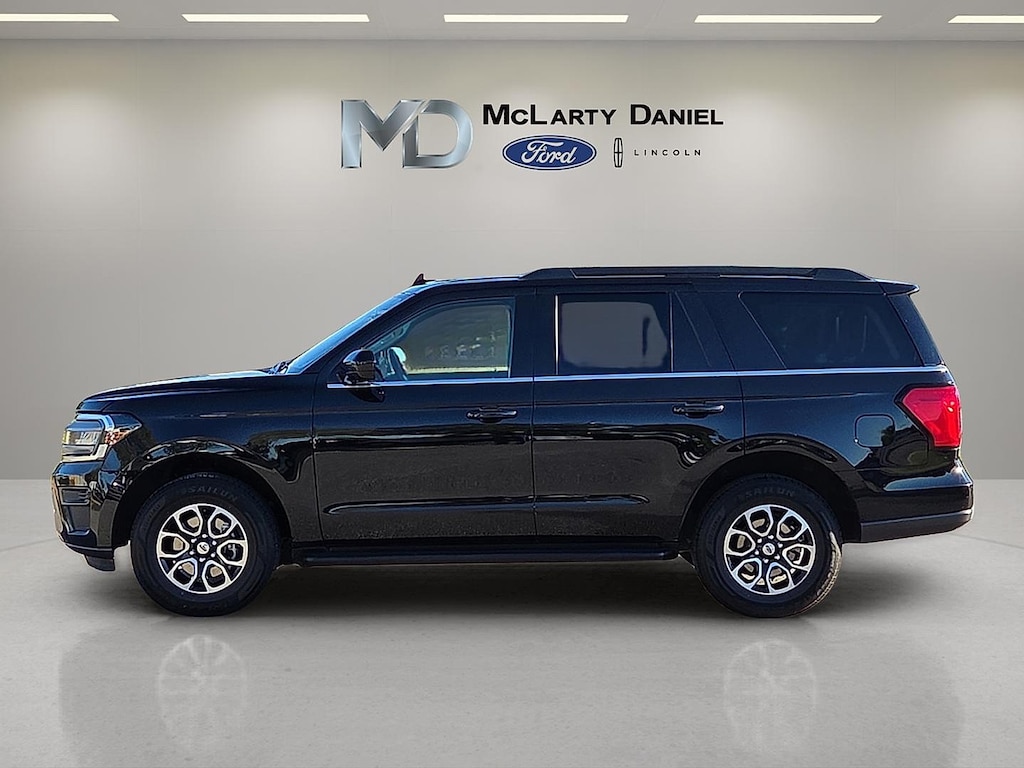 Used 2024 Ford Expedition XLT SUV