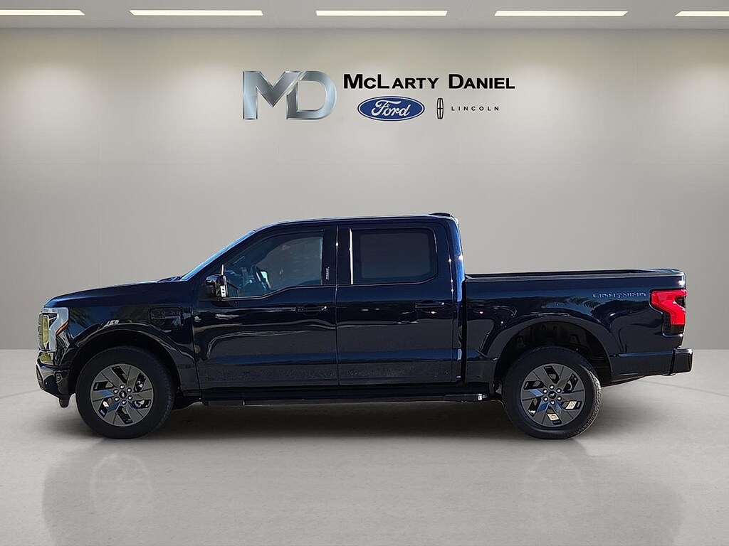 Used 2023 Ford F-150 Lightning Lariat Truck