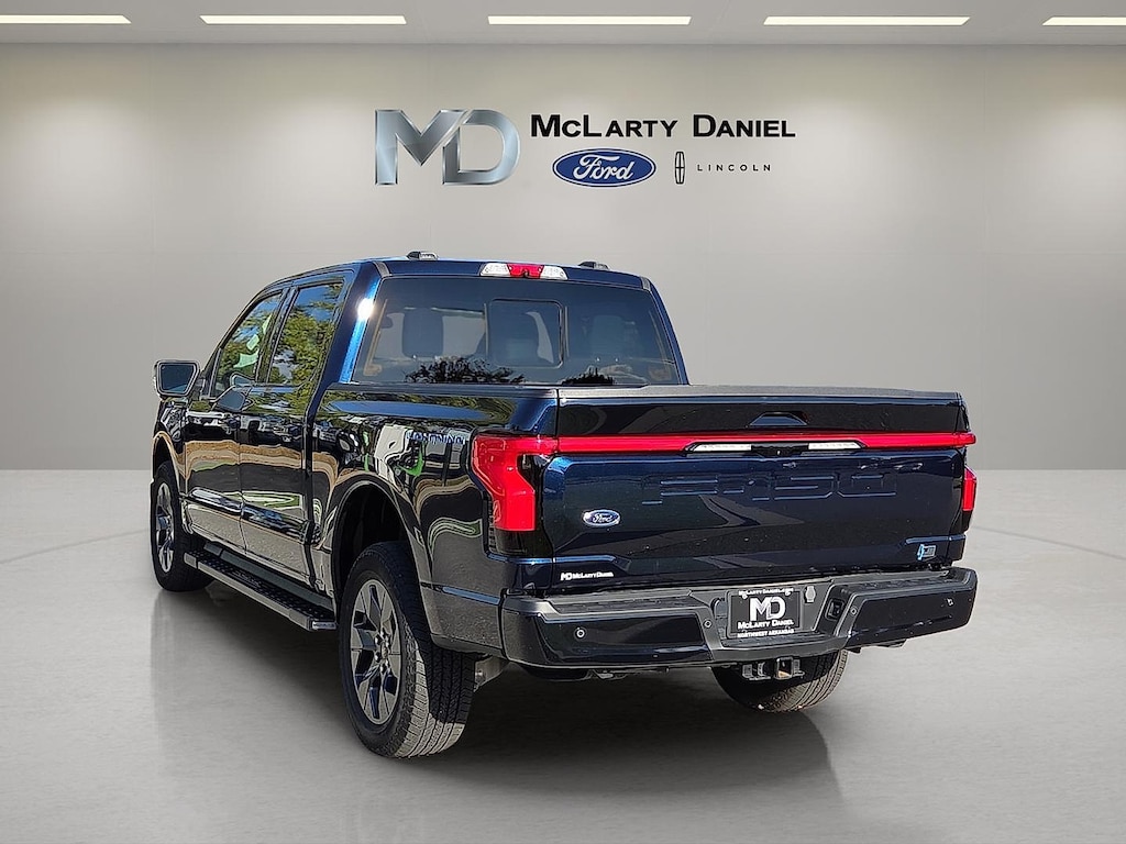 Used 2023 Ford F-150 Lightning Lariat Truck