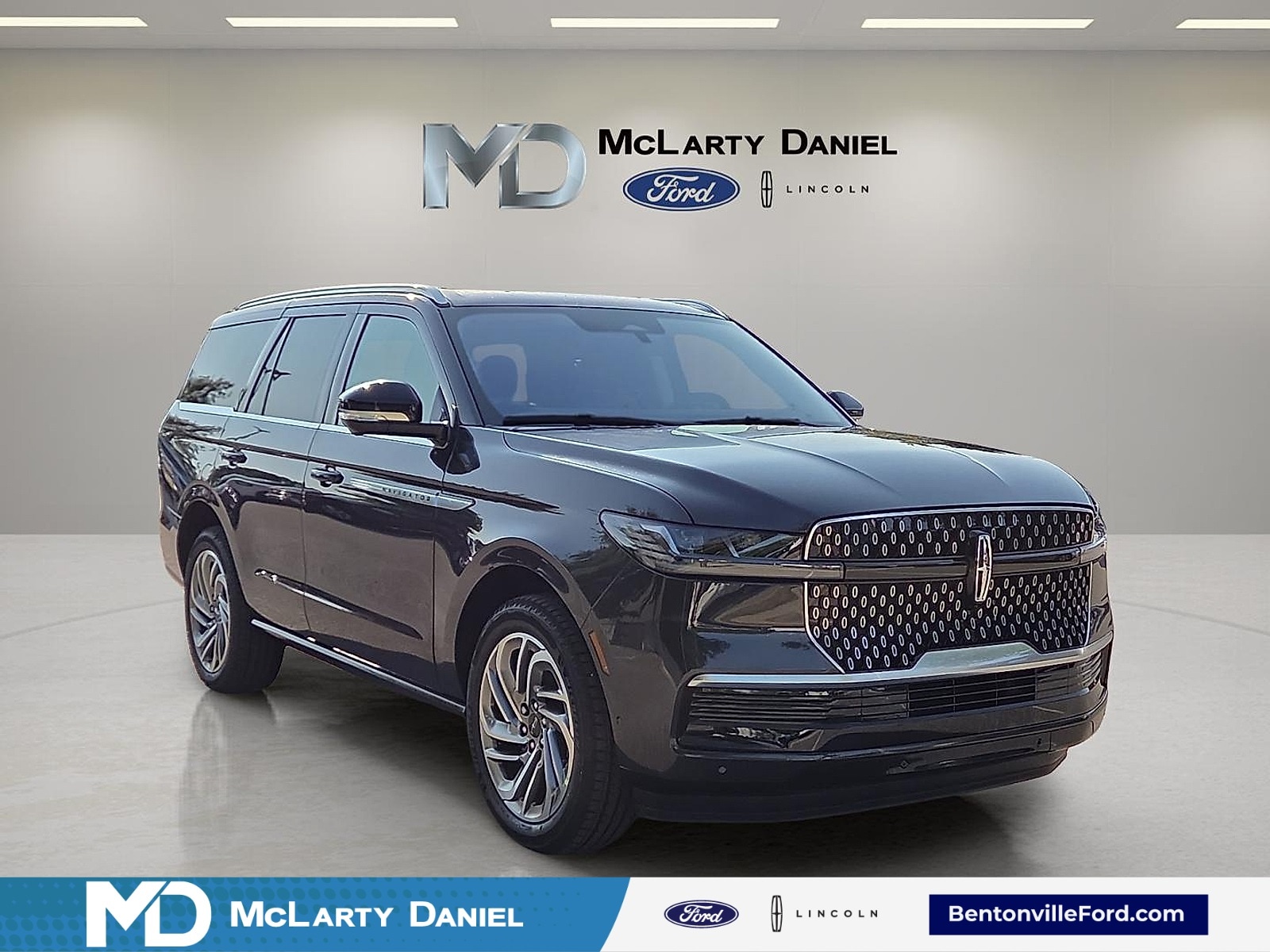 2025 Lincoln Navigator Reserve's photo