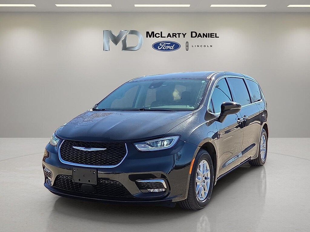 Used 2023 Chrysler Pacifica Touring L Minivan/Van