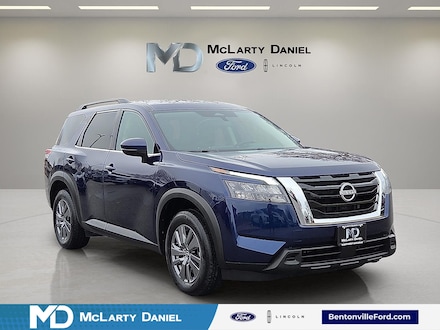 2025 Nissan Pathfinder SV SUV