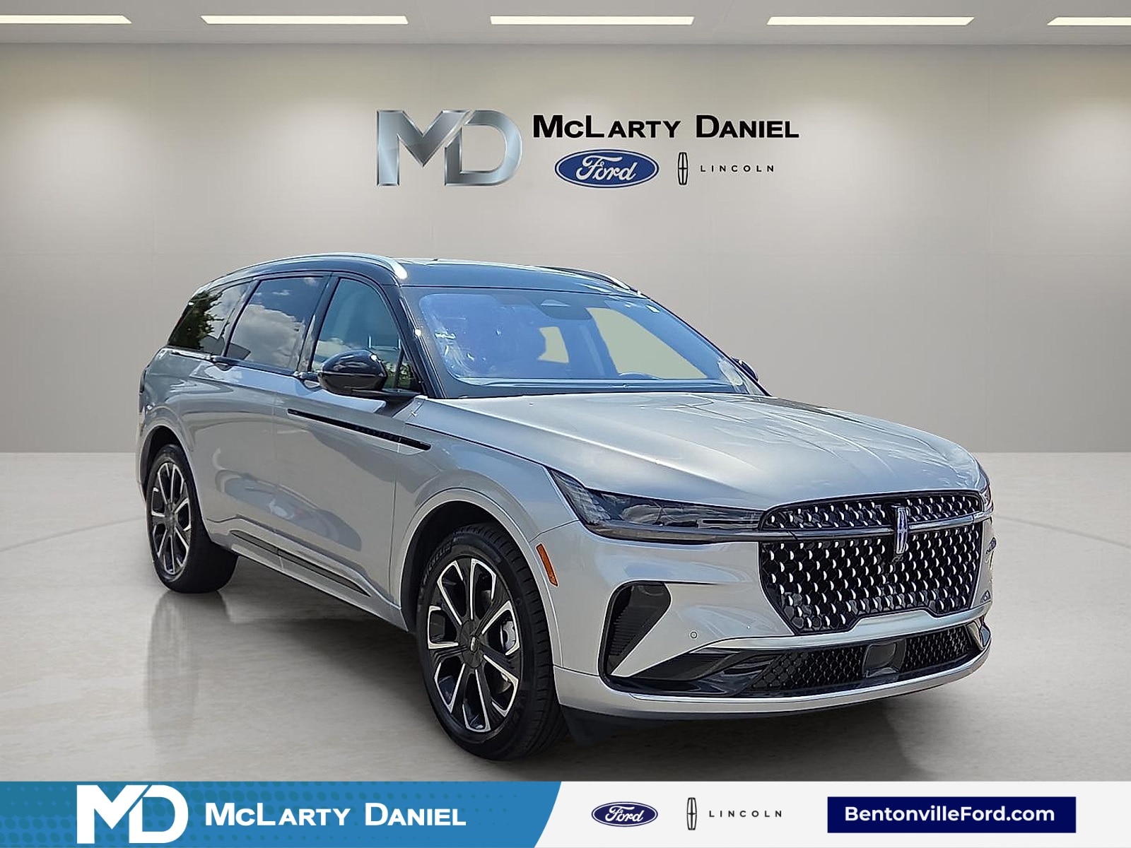 2025 Lincoln Nautilus Reserve's photo