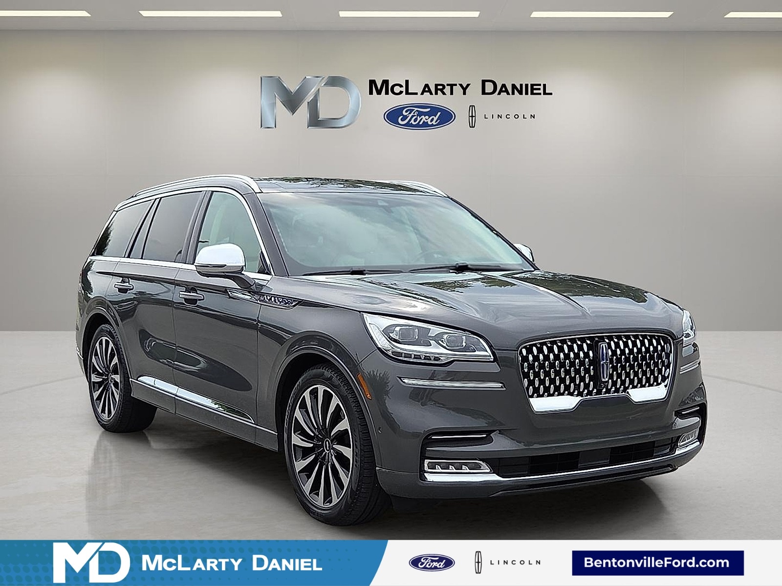 2020 Lincoln Aviator Plug-In Hybrid Black Label Grand Touring