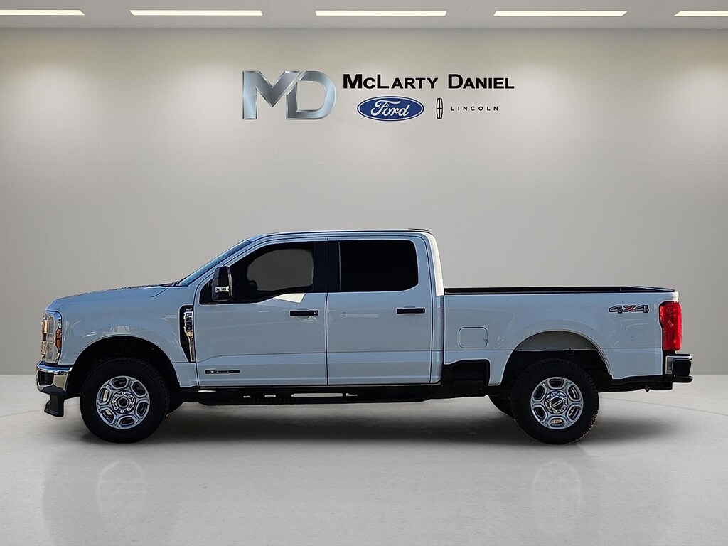 Used 2025 Ford F-250SD XLT Truck