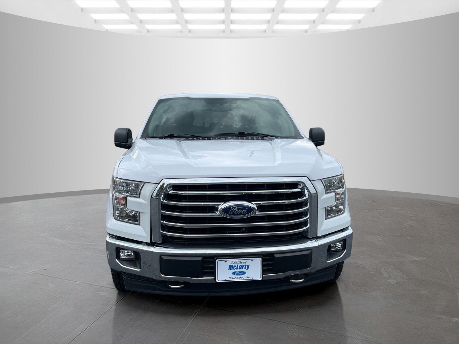 2017 Ford F-150 XLT photo 2