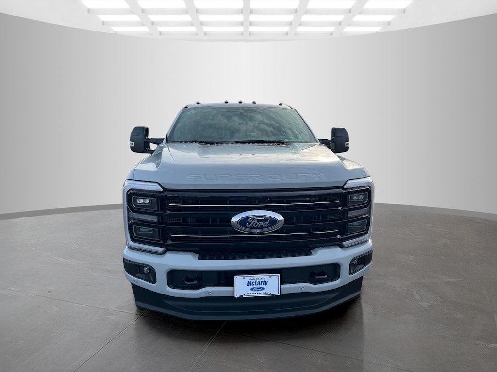 New 2026 Ford Super Duty F-250 SRW Platinum Crew Cab Pickup