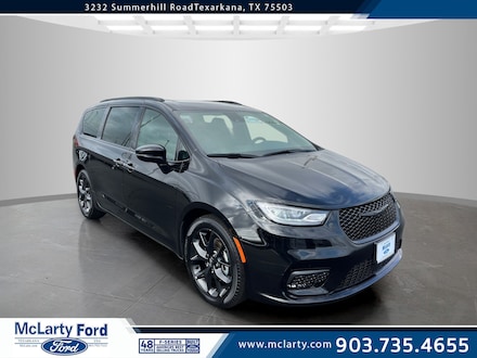 2025 Chrysler Pacifica Limited Minivan/Van