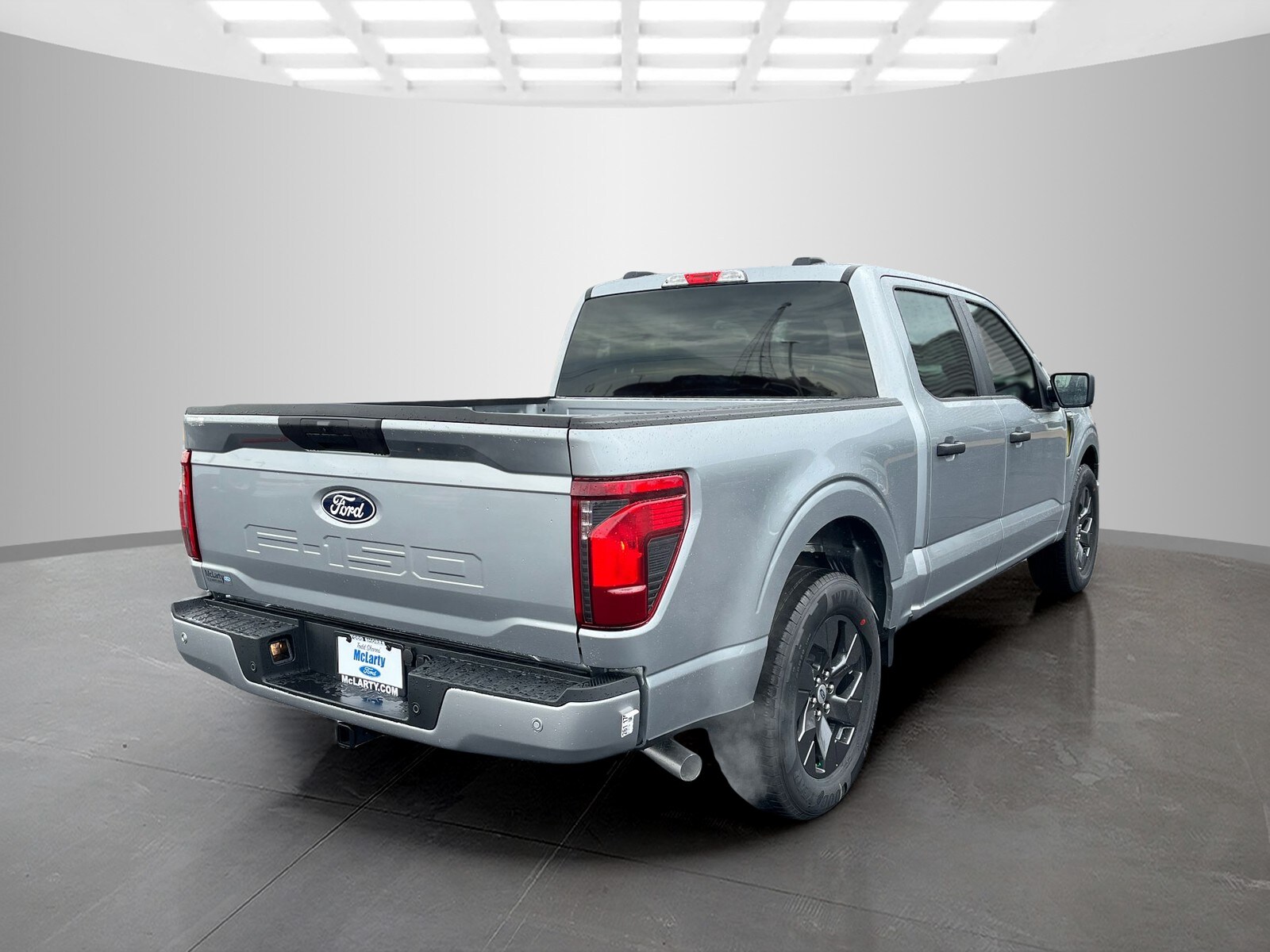 2025 Ford F-150 STX photo 4