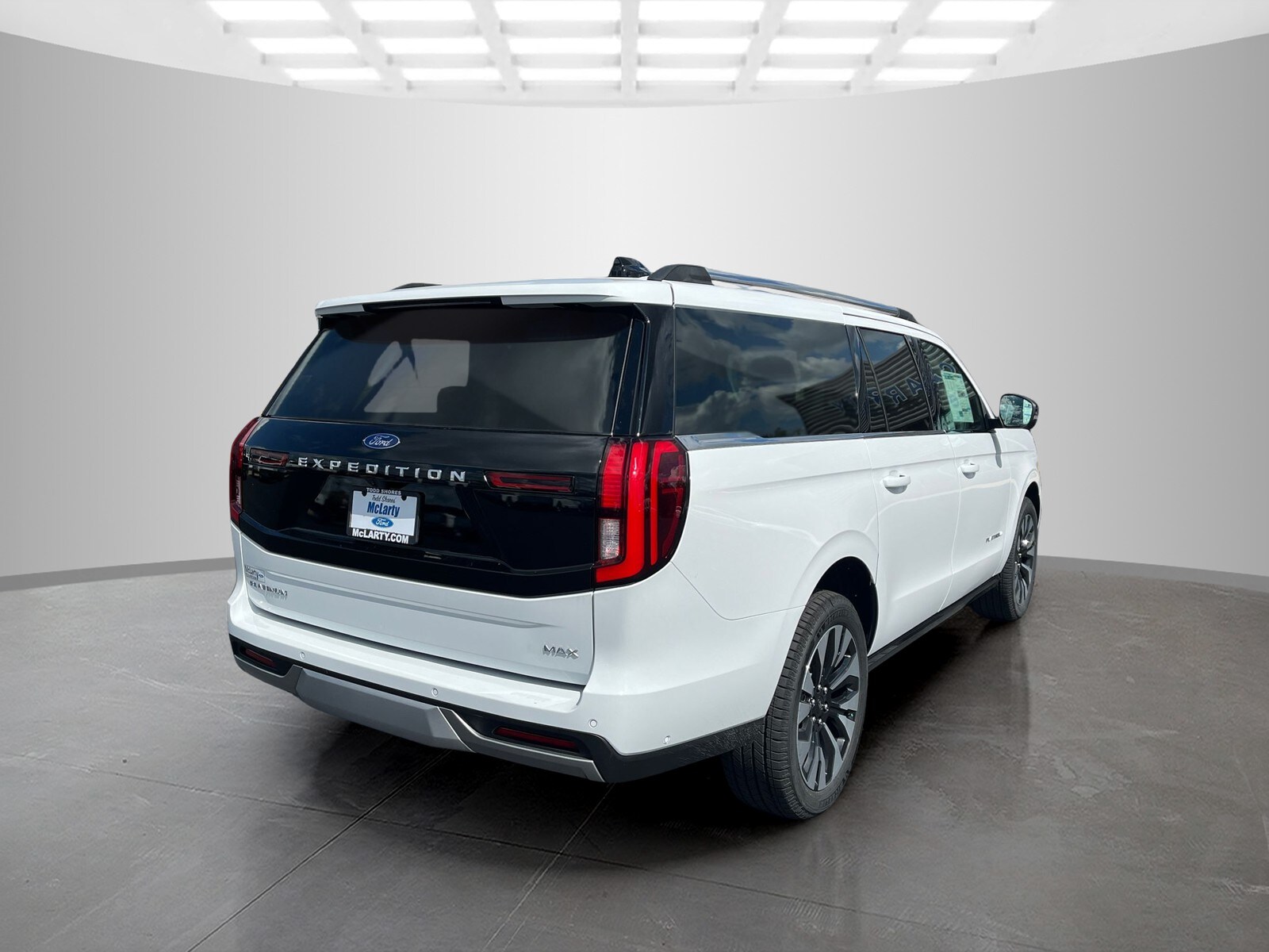 2025 Ford Expedition Platinum MAX photo 4