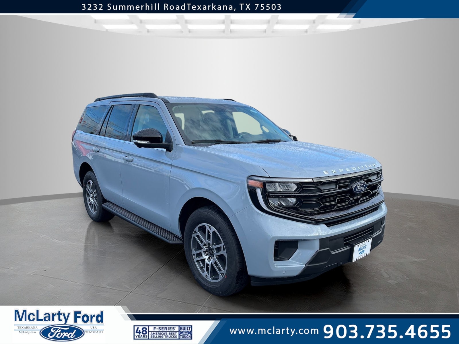 2026 Ford Expedition Active's photo