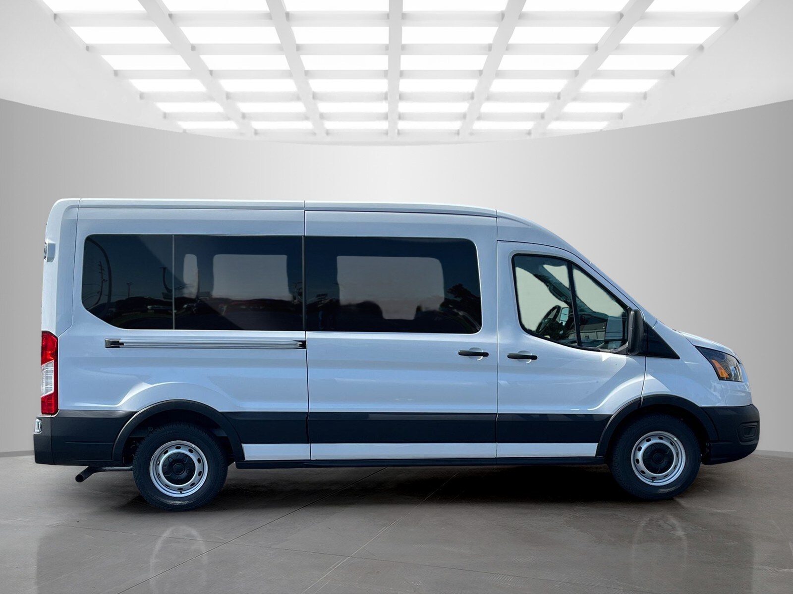 2025 Ford Transit Passenger XL photo 2