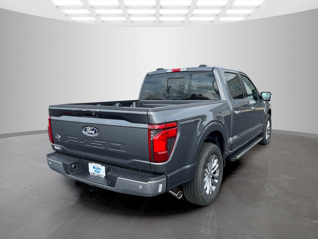 New 2025 Ford F-150 XLT Crew Cab Pickup