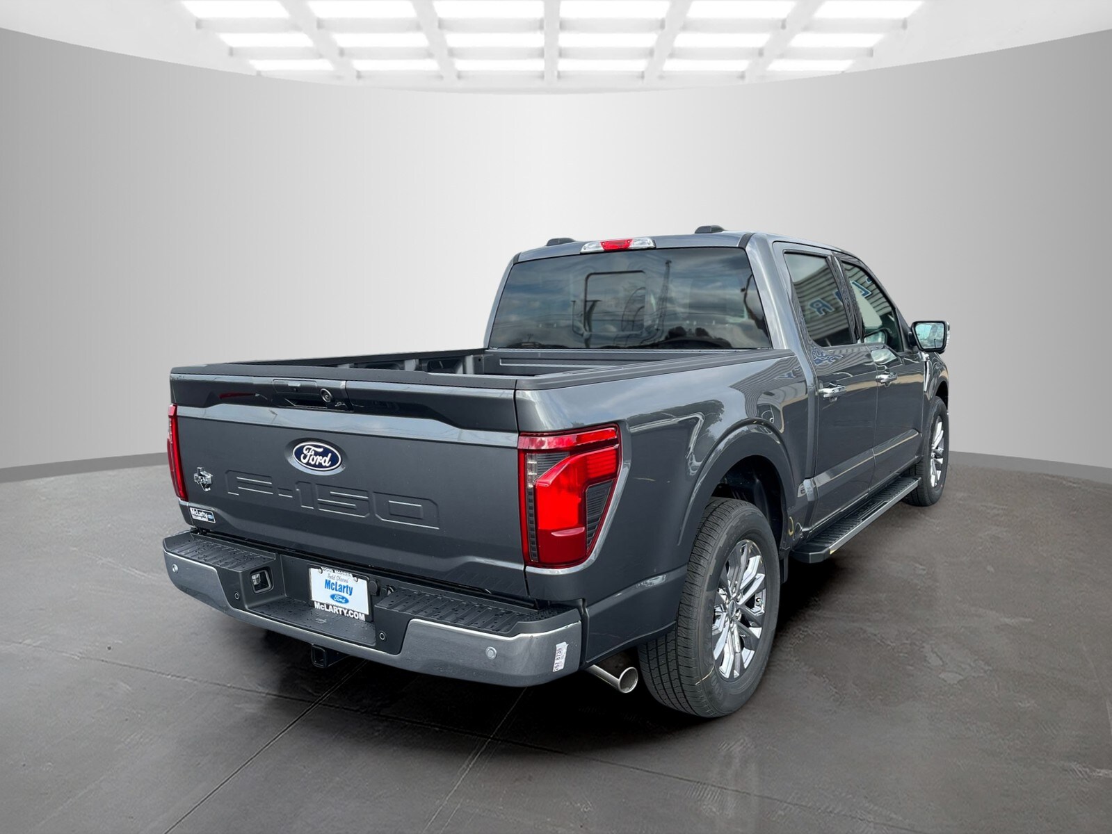 2025 Ford F-150 XLT photo 3