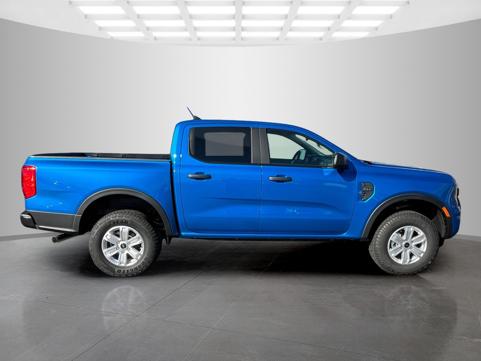 2025 Ford Ranger XL photo 3