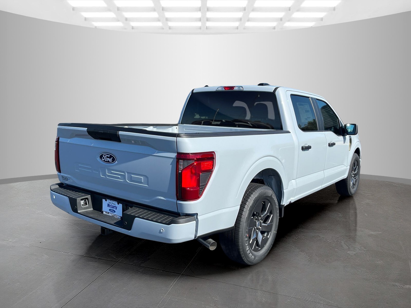 2025 Ford F-150 STX photo 2
