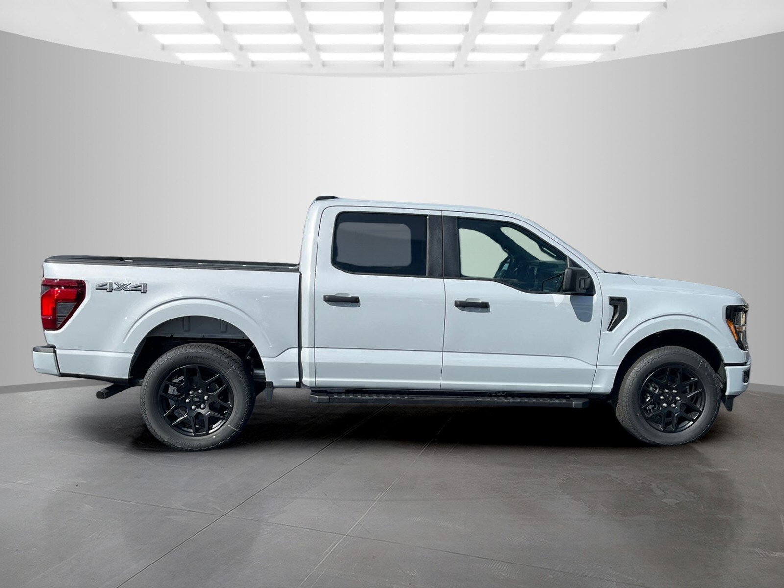 2025 Ford F-150 STX photo 3