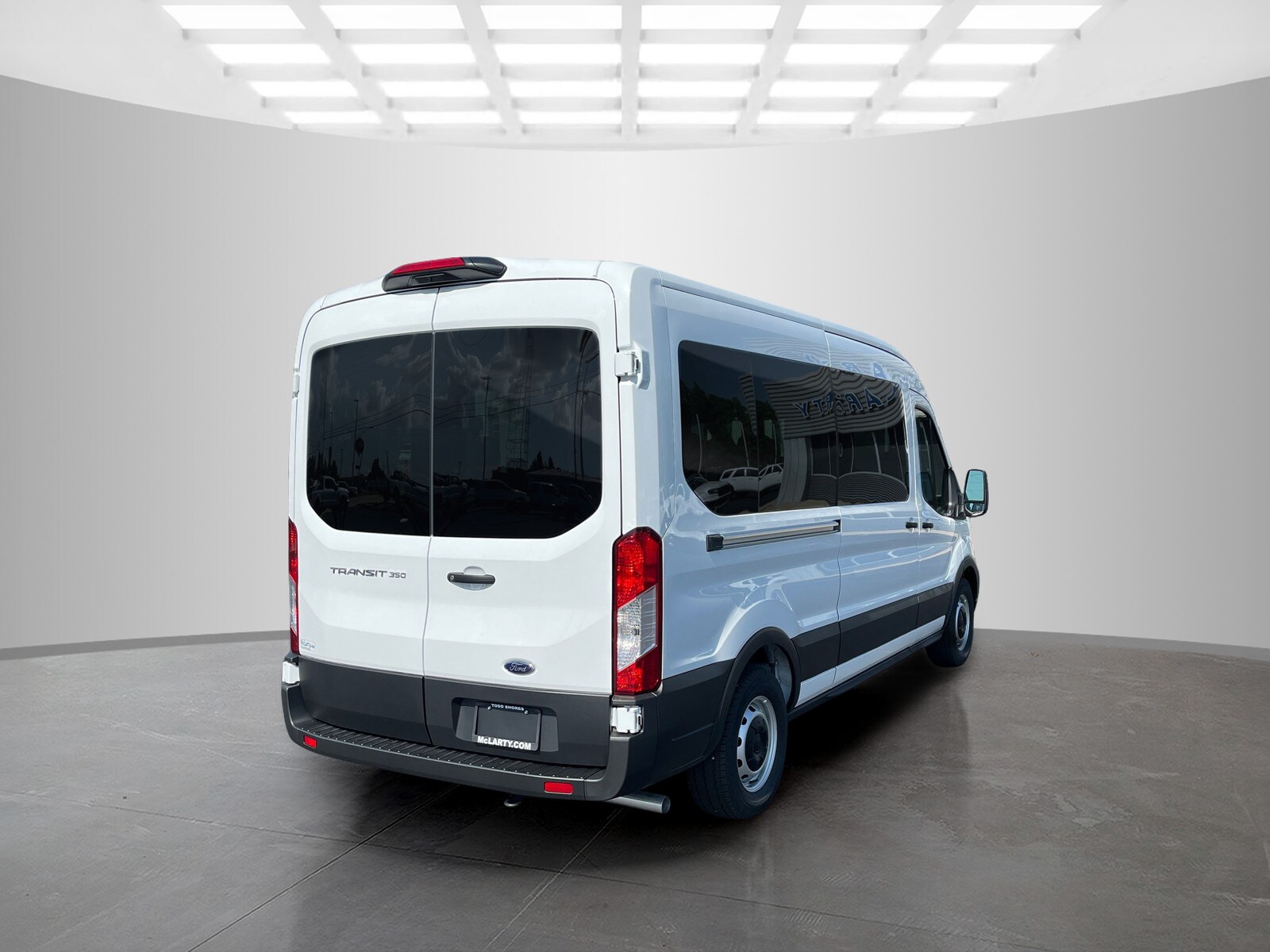 2025 Ford Transit Passenger XL photo 3