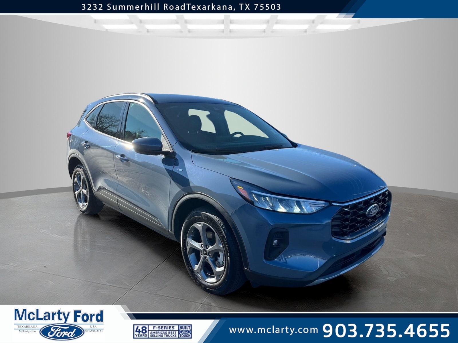 2025 Ford Escape ST-Line Select's photo