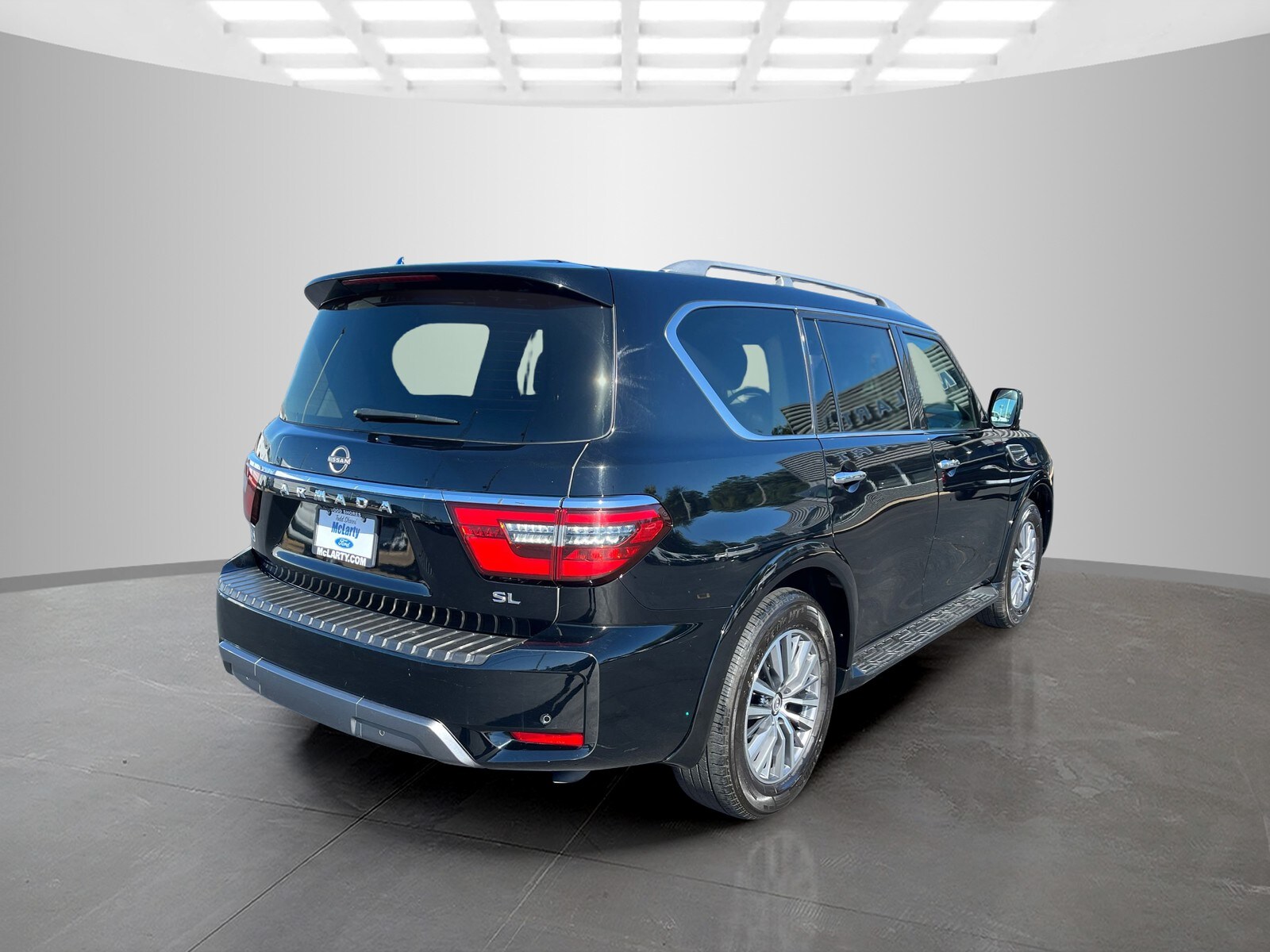 2024 Nissan Armada SL photo 4