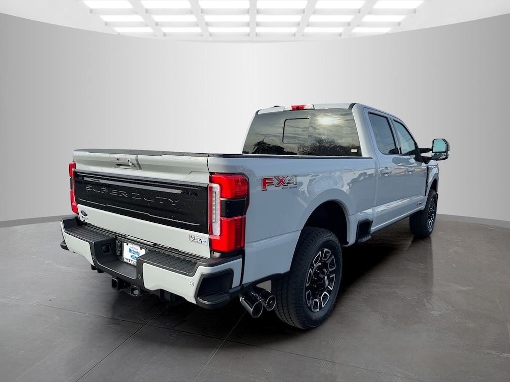 New 2026 Ford Super Duty F-250 SRW Platinum Crew Cab Pickup