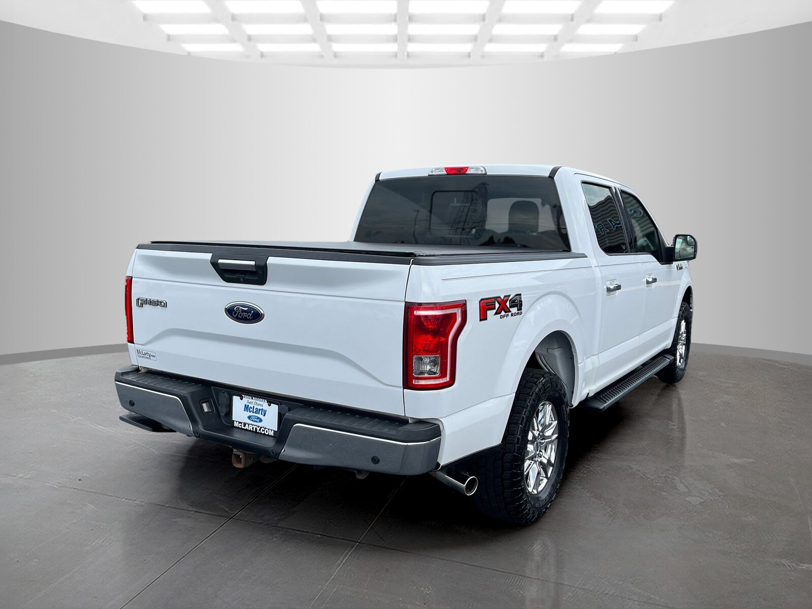 2017 Ford F-150 XLT photo 4