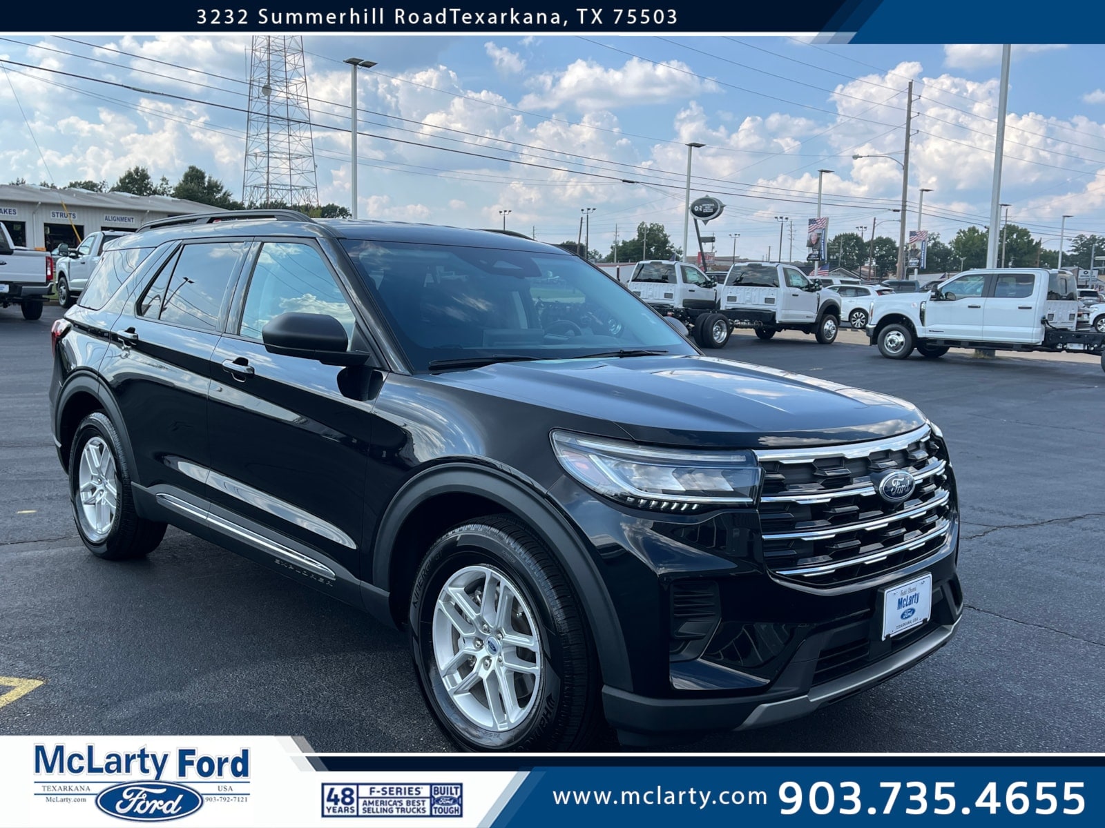 2025 Ford Explorer Active's photo