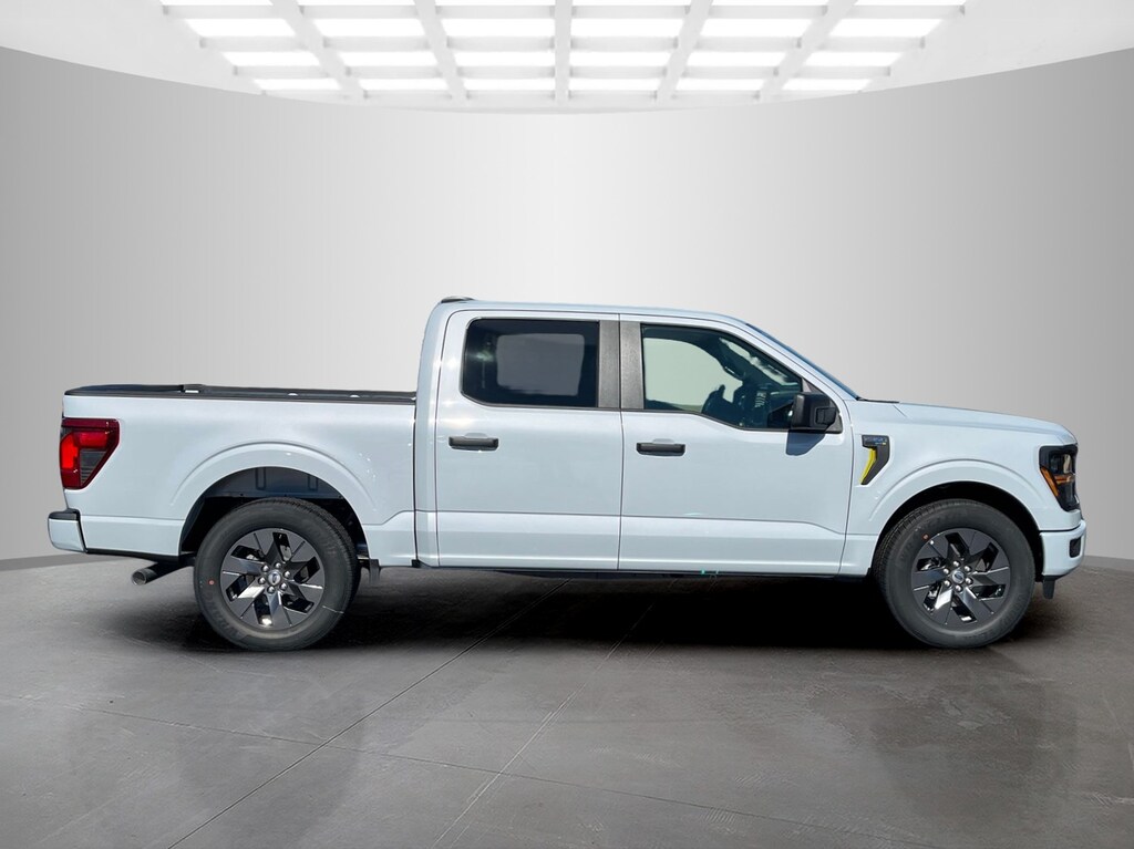 New 2025 Ford F-150 STX Crew Cab Pickup