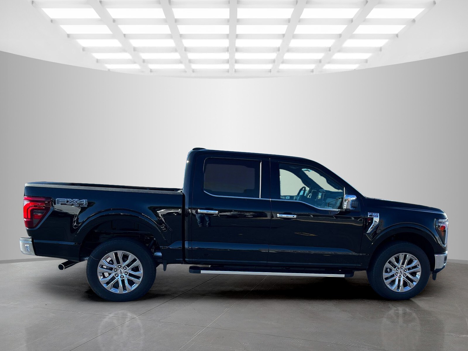 2025 Ford F-150 Lariat photo 3