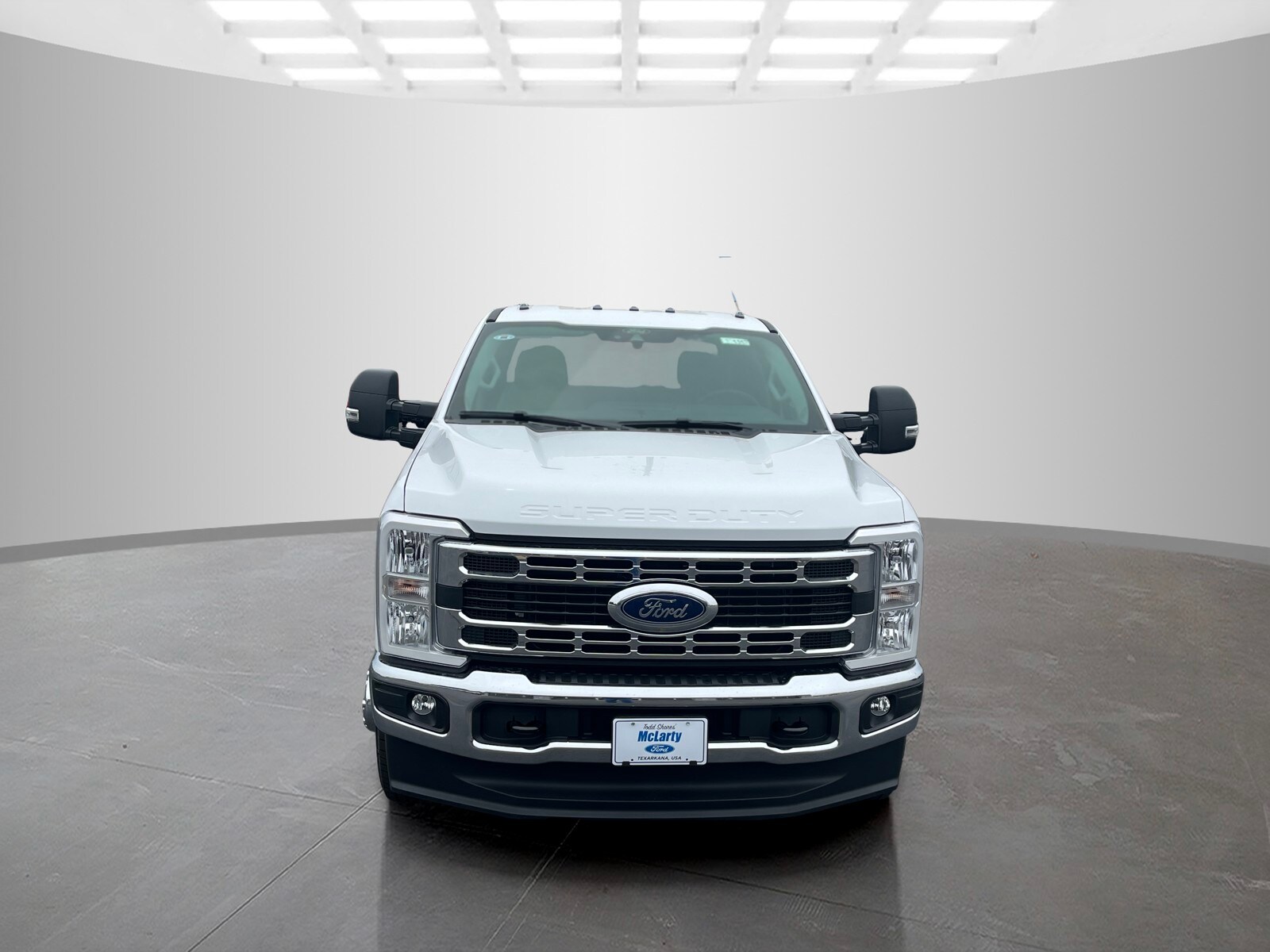 2025 Ford F-350 XL photo 2