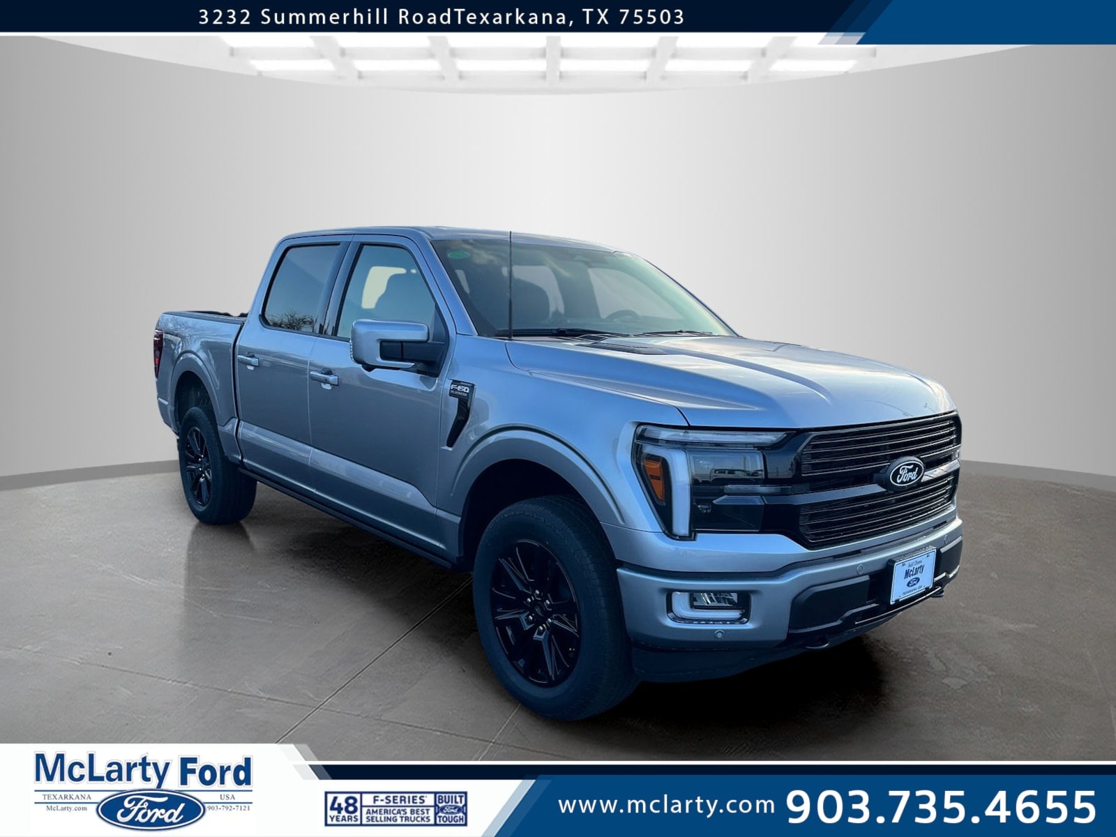 2025 Ford F-150 Platinum's photo
