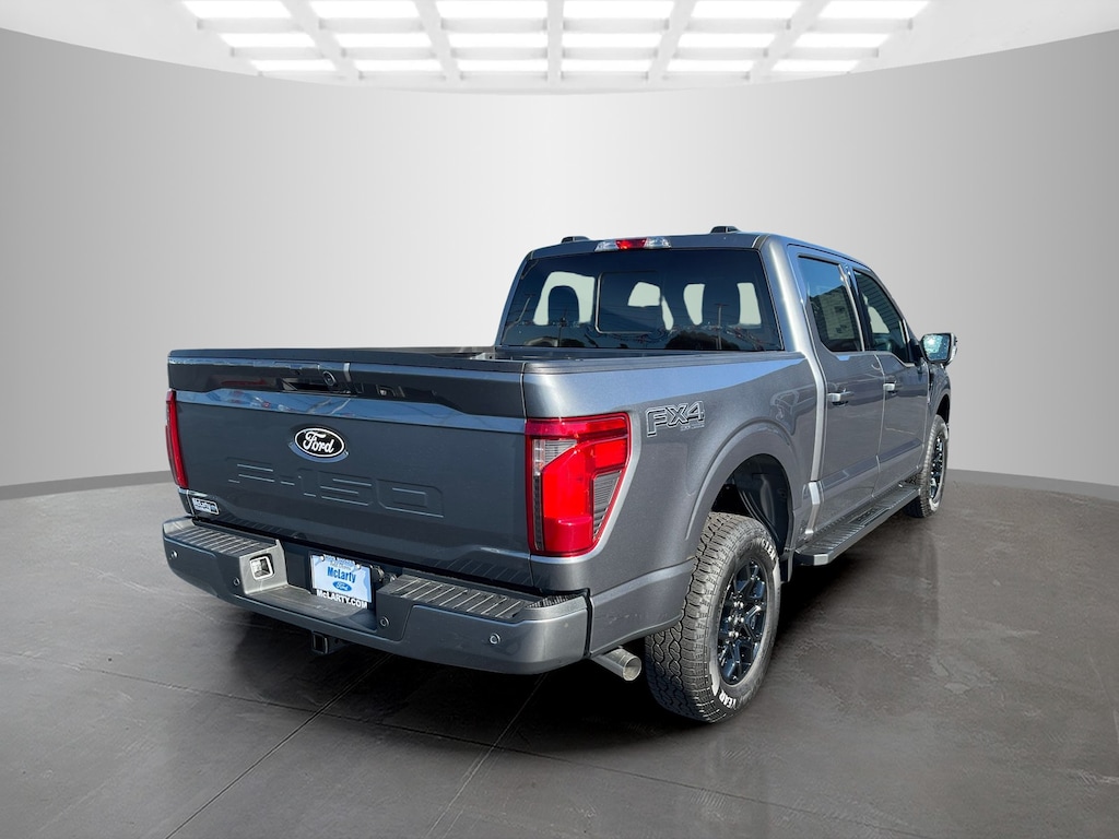 New 2025 Ford F-150 XLT Crew Cab Pickup