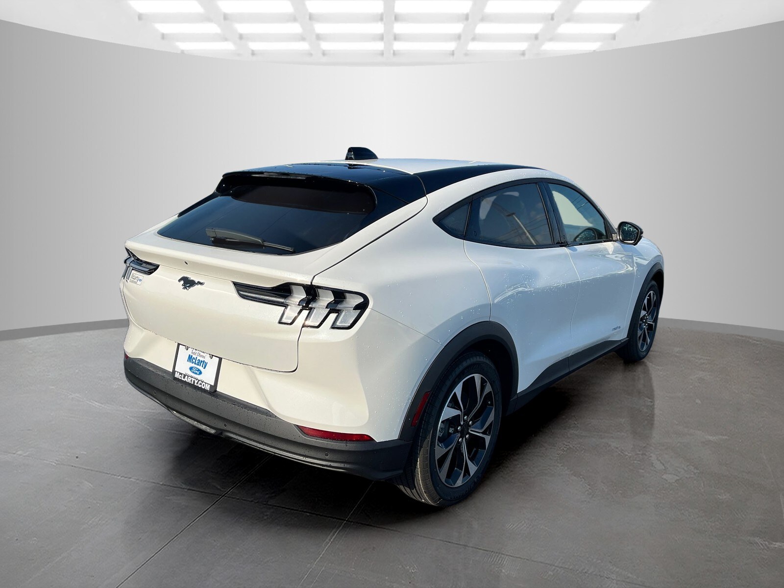 2025 Ford Mustang Mach-E Select photo 4
