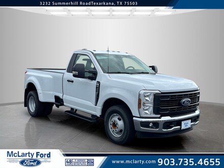 2025 Ford Super Duty F-350 DRW F-350 XL Regular Cab Pickup