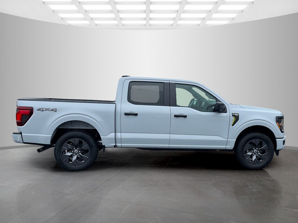New 2025 Ford F-150 STX Crew Cab Pickup