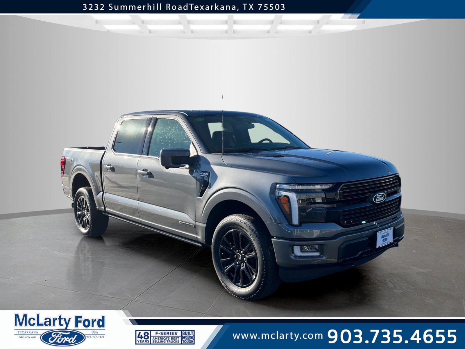 2025 Ford F-150 Platinum's photo