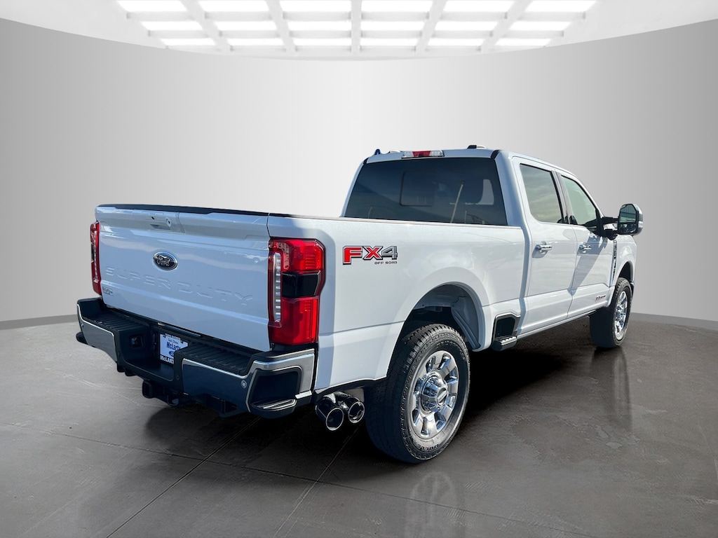 New 2026 Ford Super Duty F-250 SRW F-250 Lariat Crew Cab Pickup