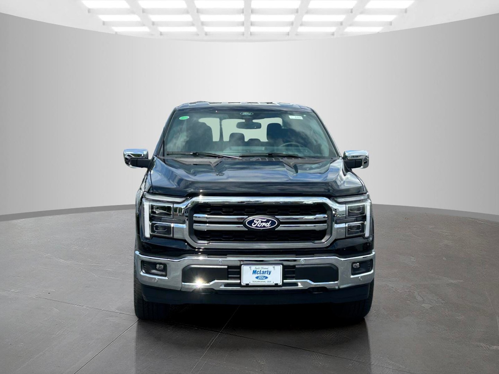 2025 Ford F-150 Lariat photo 2