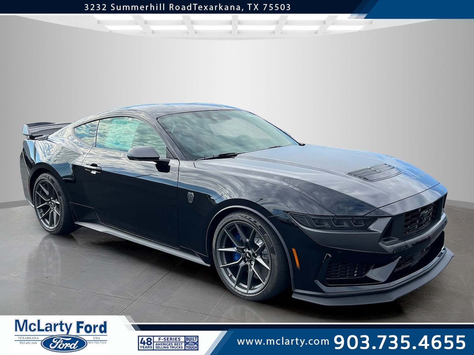 2025 Ford Mustang Dark Horse's photo