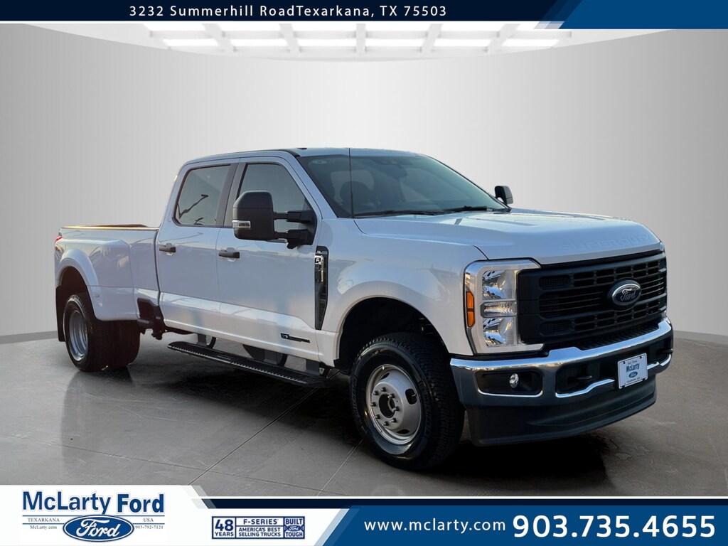 New 2026 Ford Super Duty F-350 DRW F-350 XL Crew Cab Pickup